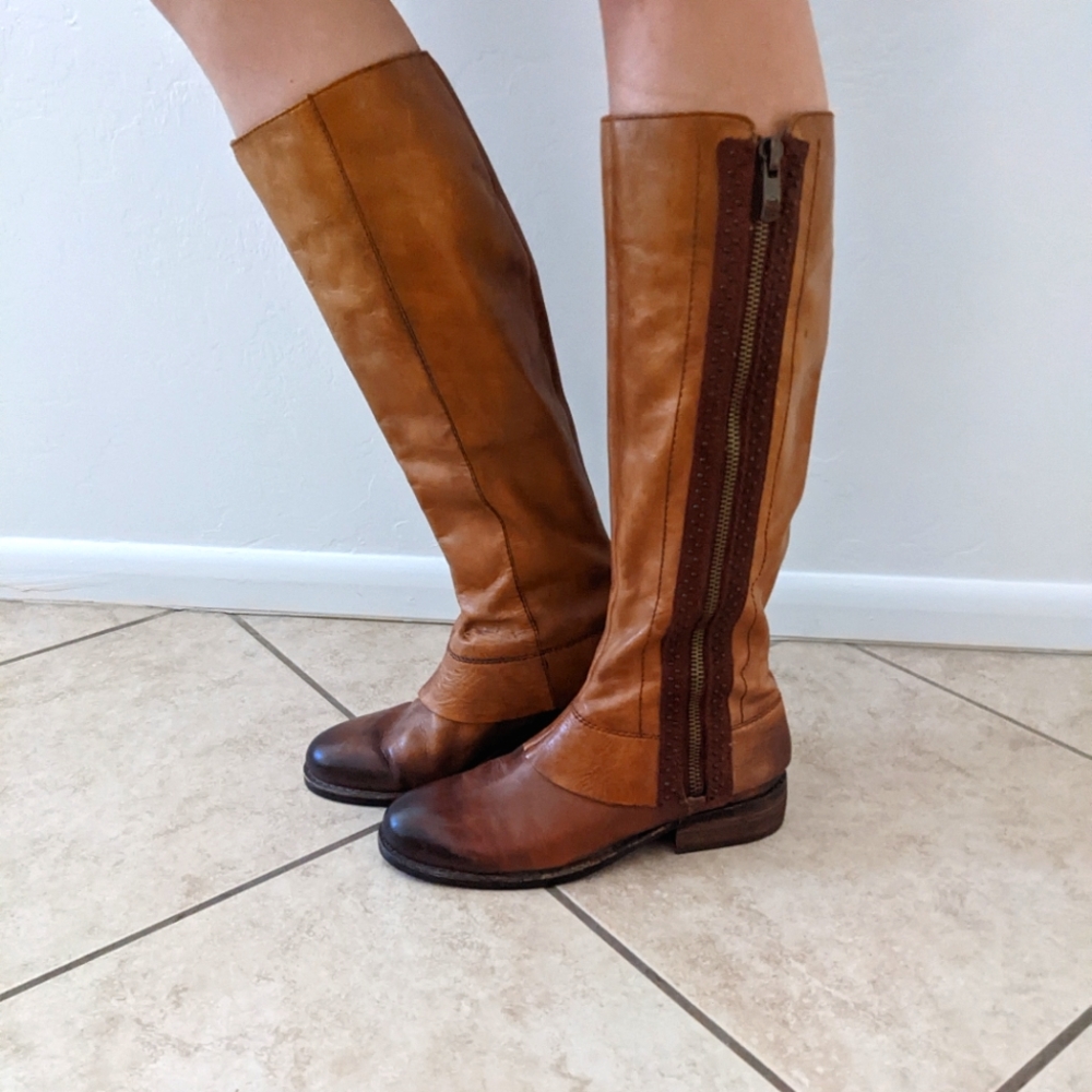 Vince Camuto Saddle Leather Knee High Boots size 10